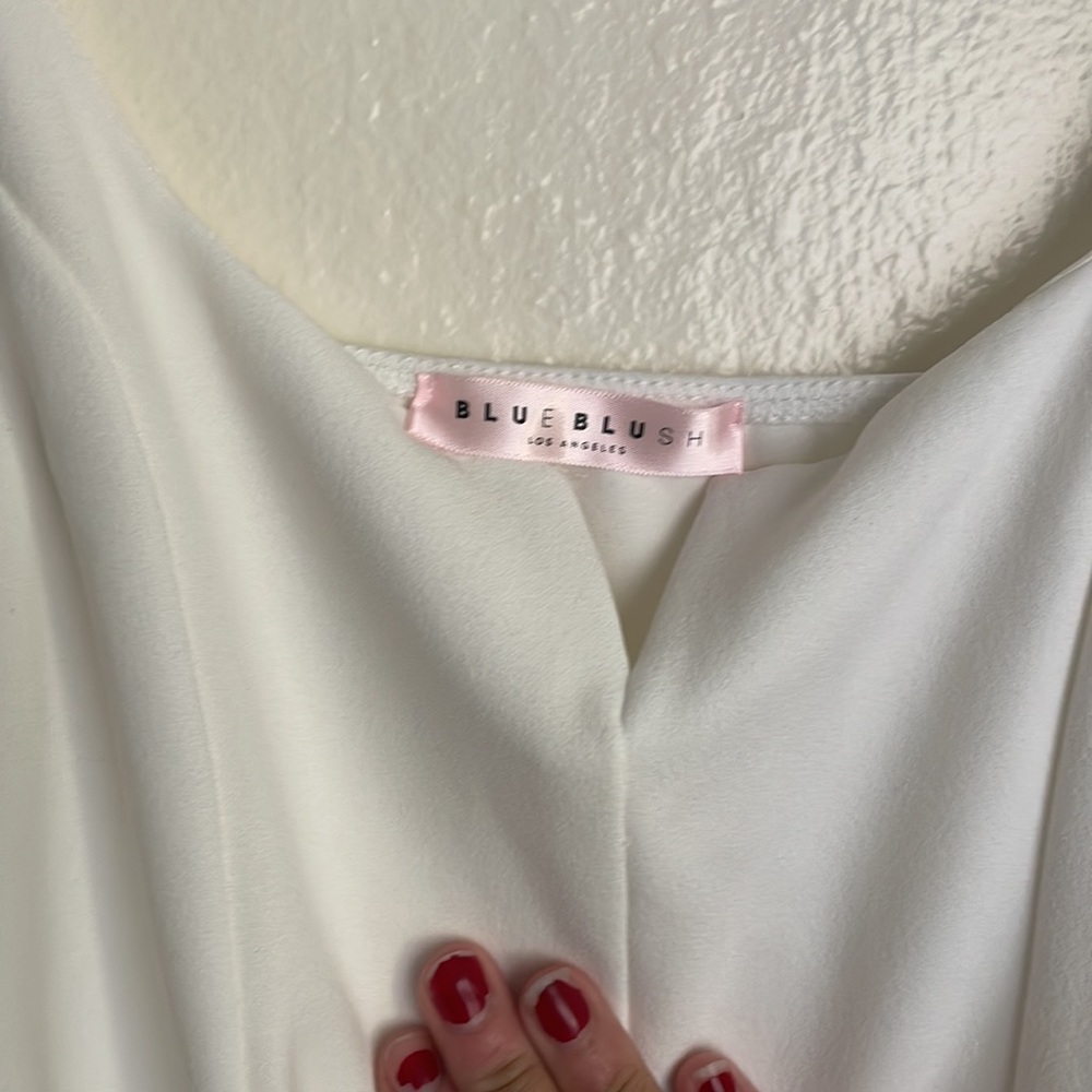 Ivory V-Wire Ruffle Wrap Dress - Picture 7 of 9